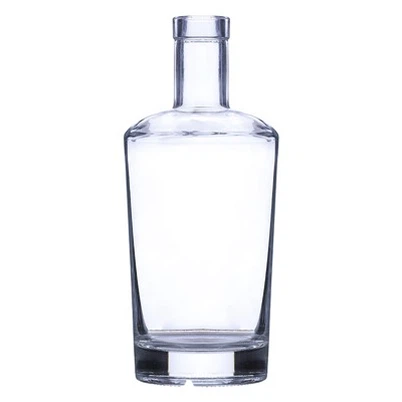 Staklena boca votke s ravnim usta