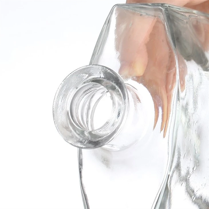 Factory Price Glass Spirit Bottles Wholesale