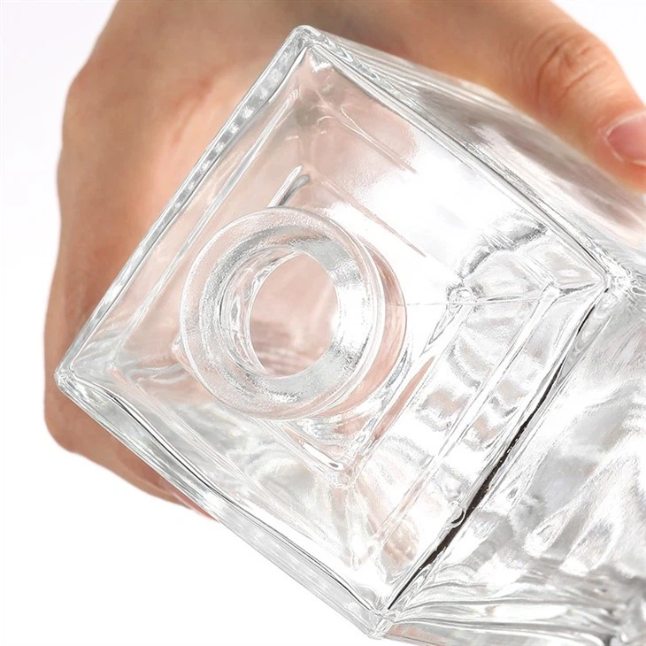 Small Square Glass Bottles For Alcohol