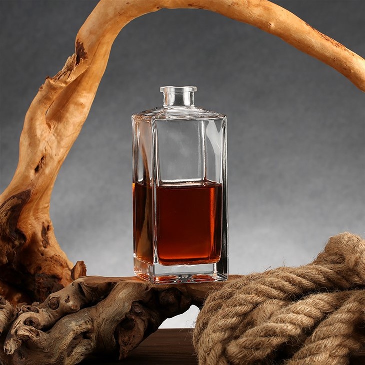 Small Square Glass Bottles For Alcohol